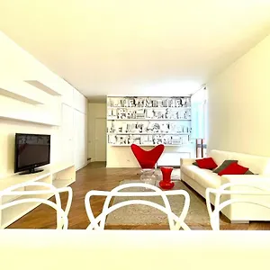 Domus - Ampia Moderna Casa Su 2 Piani Nel Cuore Di Verona
